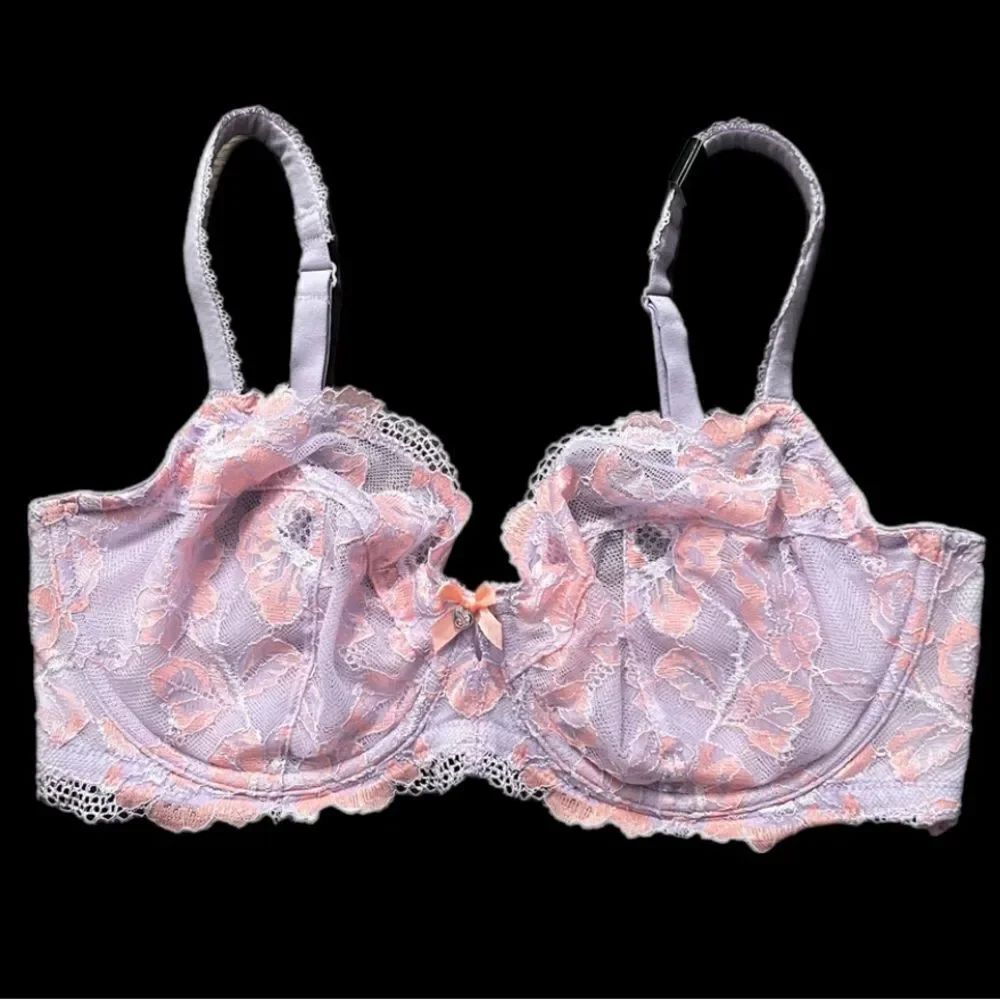 Victoria’s Secret Body by Victorias floral lace Unlined Demi bra purple 36DD